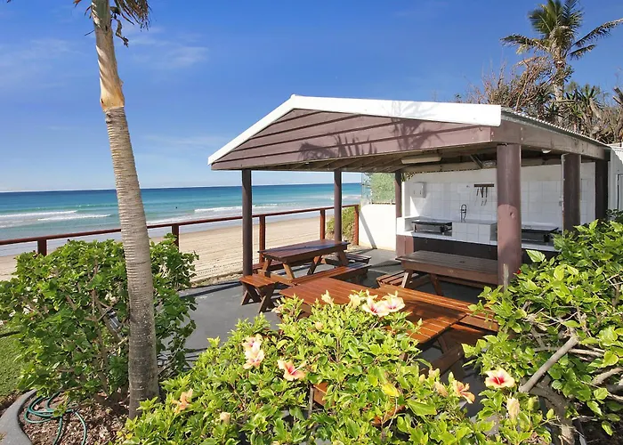 Spindrift On The Beach - Absolute Beachfront Mermaid Beach