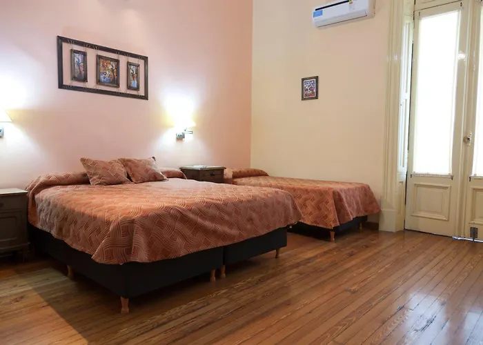 Hotel Reina Buenos Aires