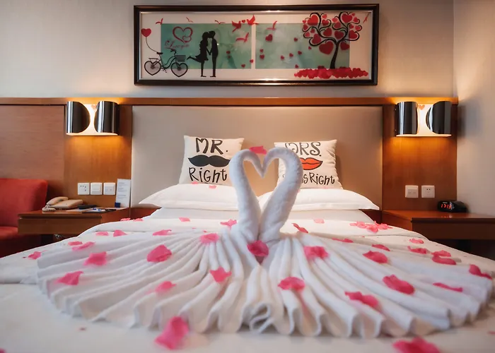 Holiday Inn Express Chongqing Guanyinqiao By Ihg