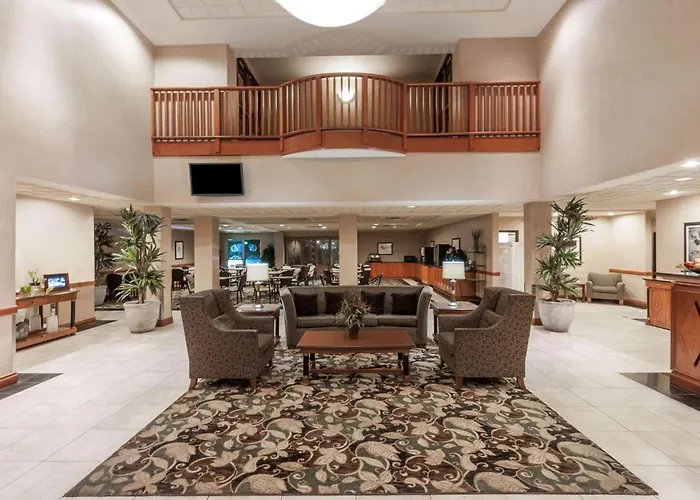 Hotel Wingate By Wyndham - Edmonton West