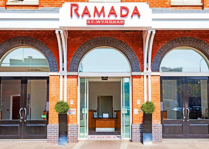 Ramada By Wyndham Belfast Otel