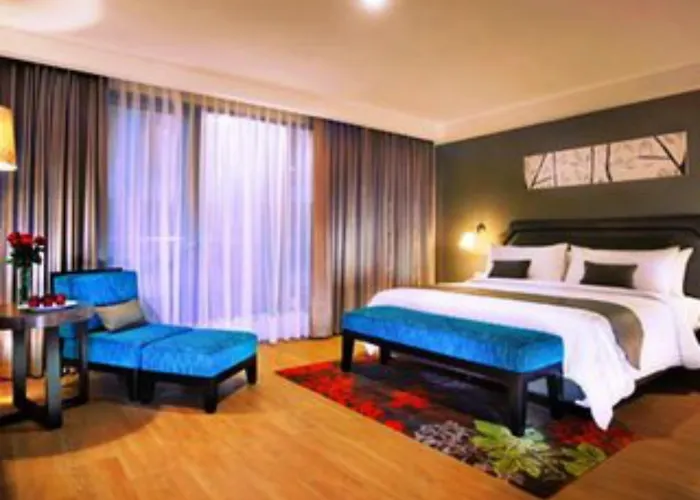 Harper Kuta Hotel By Aston Legian 