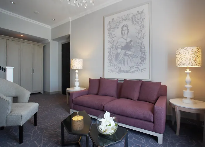 Queen Victoria Hotel By Newmark Le Cap