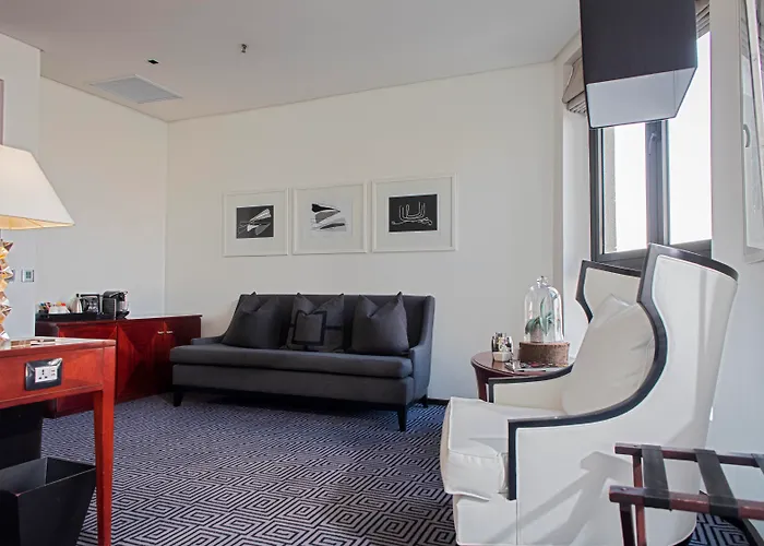 DAVINCI Hotel on Nelson Mandela Square Johannesburg