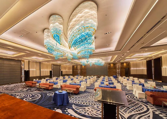 Hotel Crowne Plaza New Delhi Rohini By Ihg