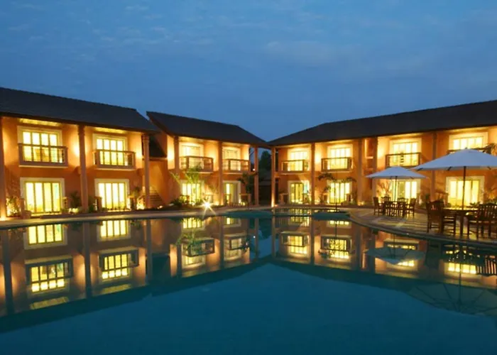 The Golden Crown Hotel Colva