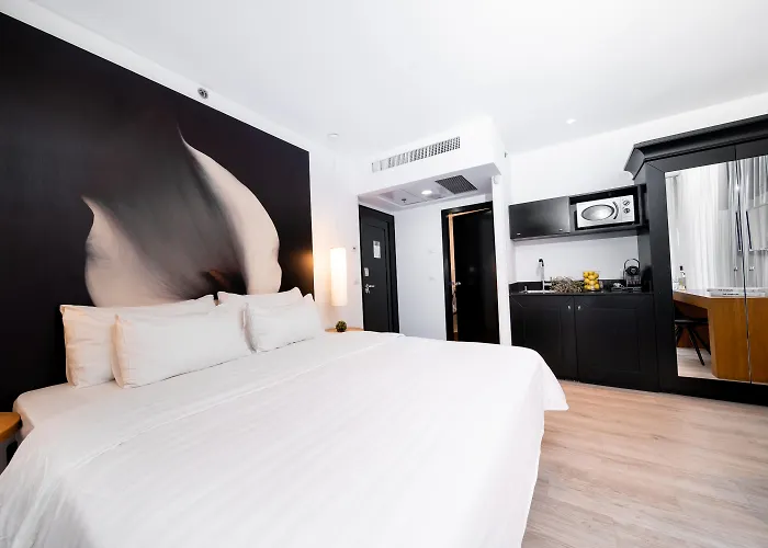 Savoy Sea Side Hotel Tel Aviv