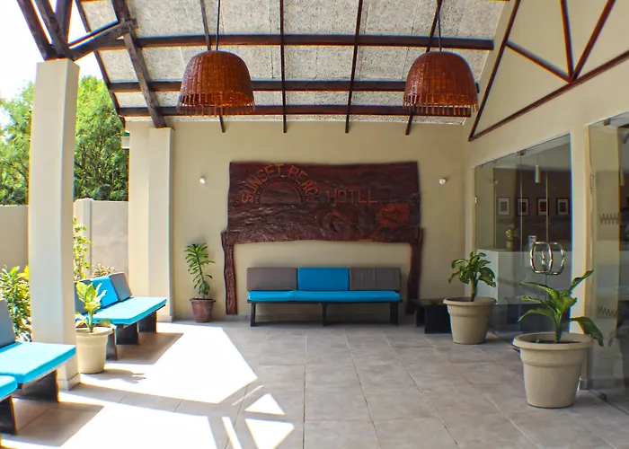 Sunset Beach Hotel Kotu