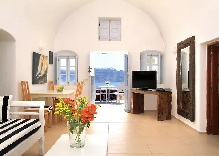 Prime Suites Oia