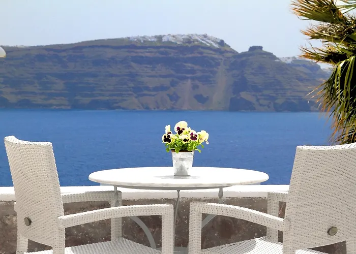 Prime Suites Oia