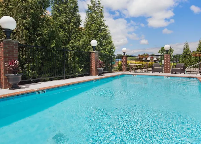 Best Western River City Hotel Decatur