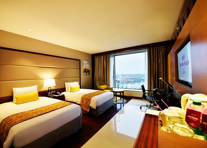 Hotel Crowne Plaza Kochi By Ihg