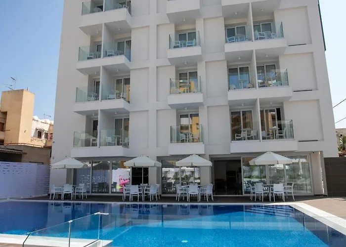 Best Western Plus Larco Hotel Lárnaca