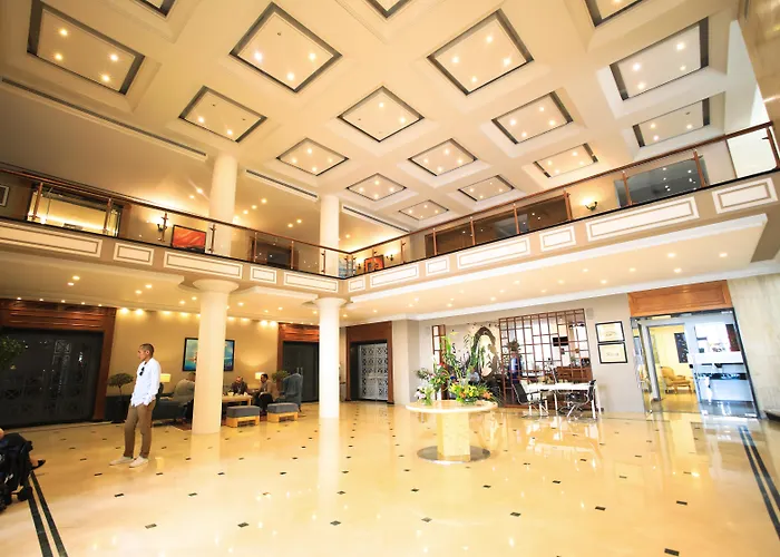 Riviera Hotel And Beach Lounge, Beyrouth