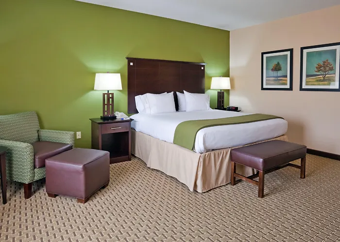 Holiday Inn Express Hotel & Suites Opelika Auburn By Ihg