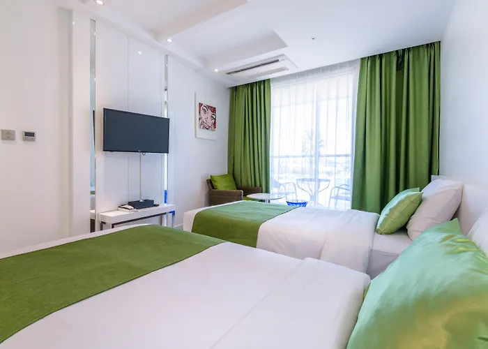Aimi Jeju Beach Hotel Hamdeok W