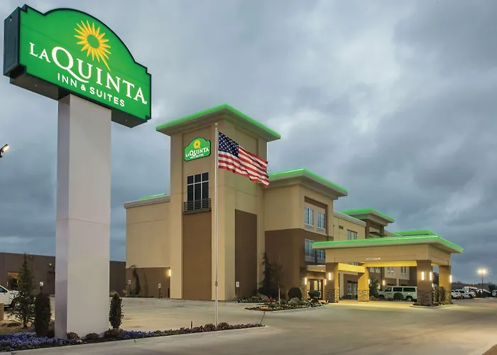 La Quinta By Wyndham Enid Hotel