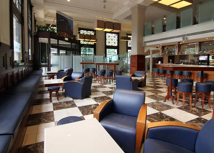Hotel Batman'S Hill On Collins Melburne