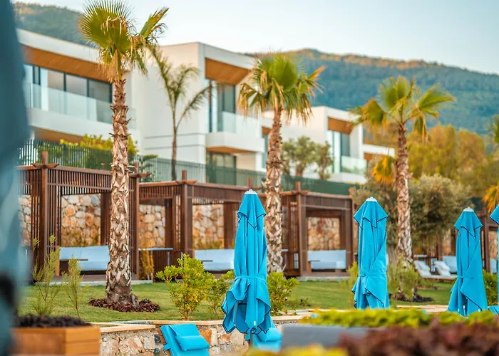 The Norm Collection Door'A Bodrum Torba