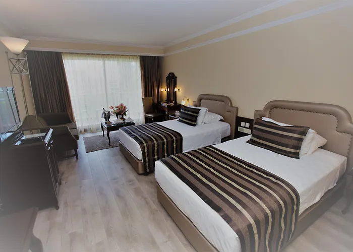 Karaca Hotel İzmir