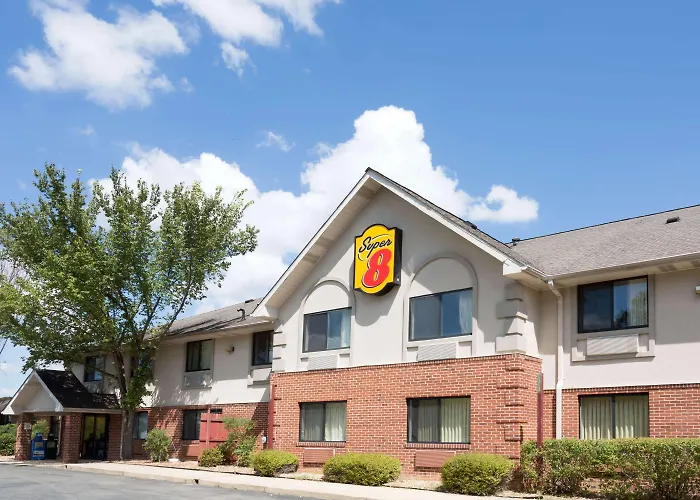 Super 8 By Wyndham Prince Frederick
