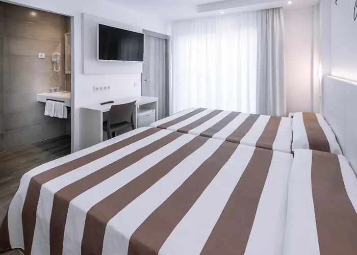 Hotel Oasis Park Splash Calella