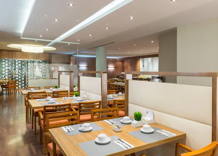Hotel Port Feria Valence