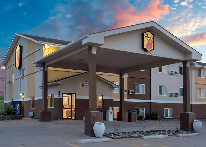 Super 8 By Wyndham Gillette Hotel