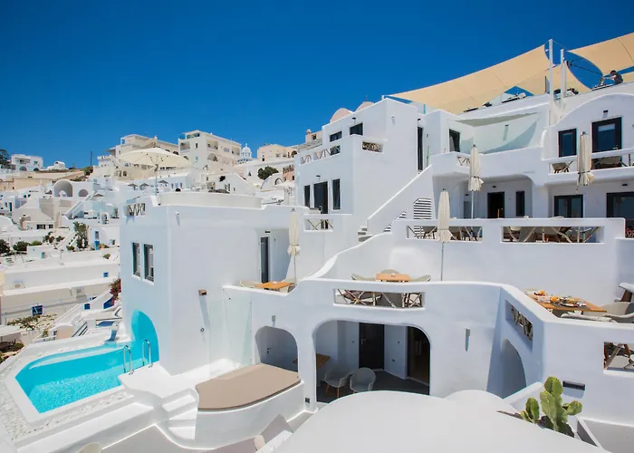 Chic Hotel Santorini Firostefani