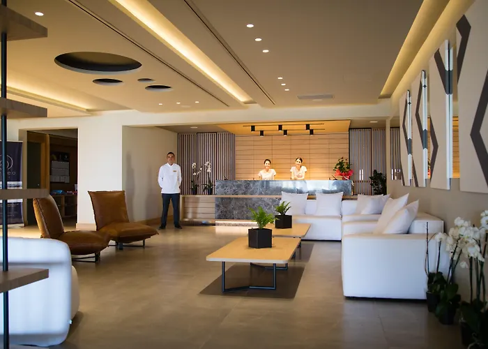 Ikones Seafront Luxury Suites (Adults Only) Rétino