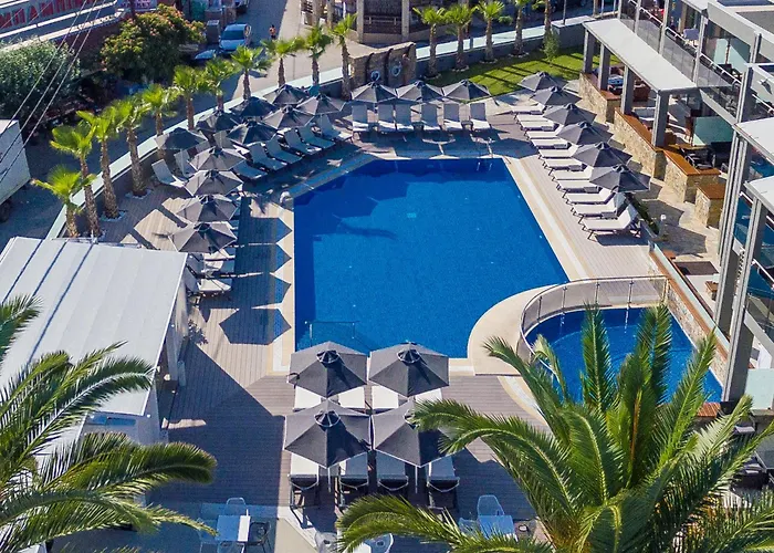 Dionysos Hotel & Suites Hanioti