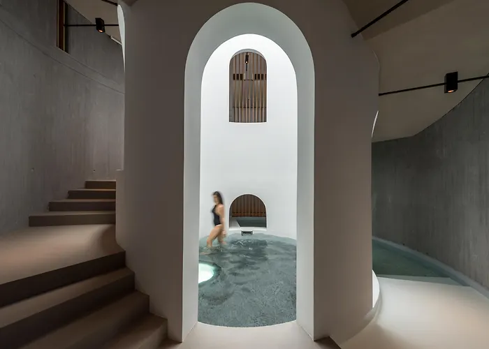 Euphoria Retreat - A Holistic Wellbeing Destination Spa Mystras