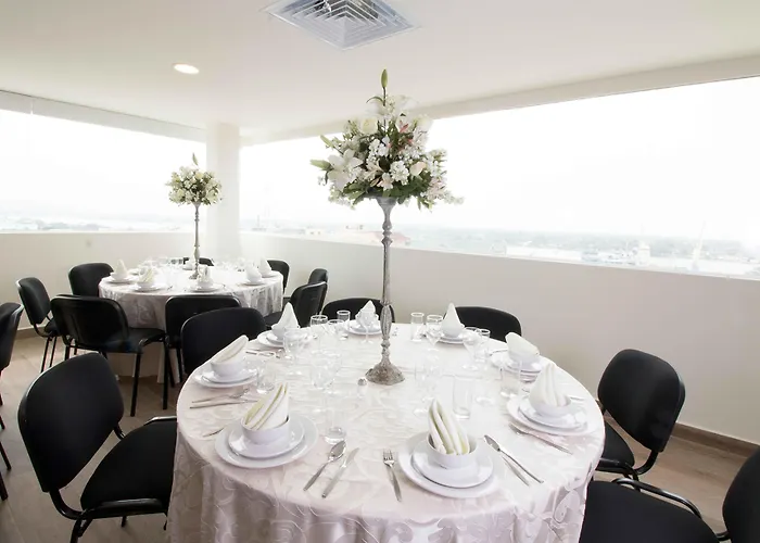 Ramada By Wyndham Tampico Centro Hotel