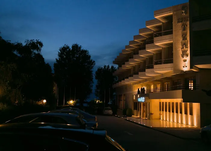 Tzaki Hotel & Restaurant Patras