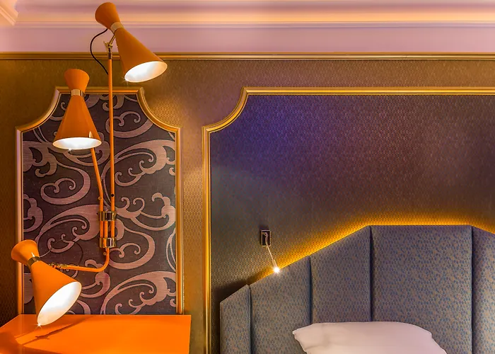 Idol Hotel París