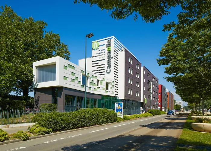 Campanile Nantes Centre - Saint Jacques Hotel