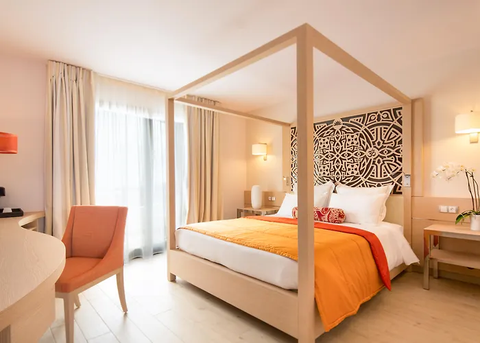 Akoya Hotel & Spa Saint-Gilles Les Bains