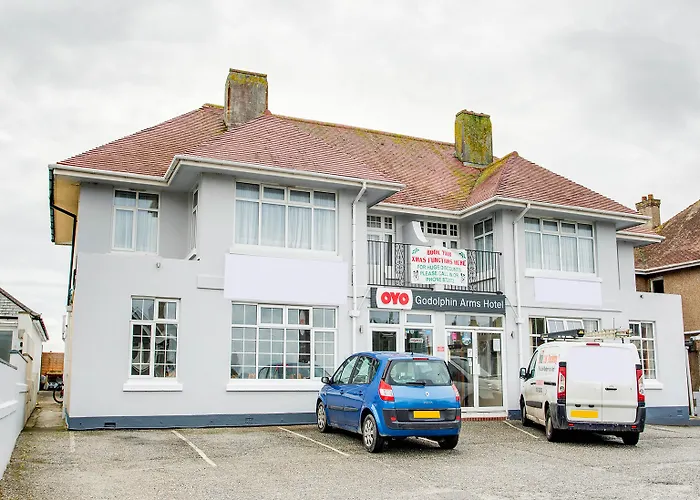 Oyo Godolphin Arms Hotel Newquay 