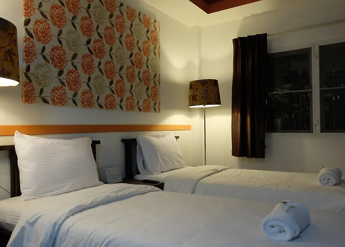 Issara House Bangkok Hotel