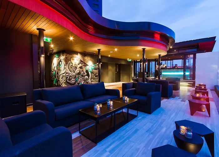 Zazz Urban Bangkok Hotel