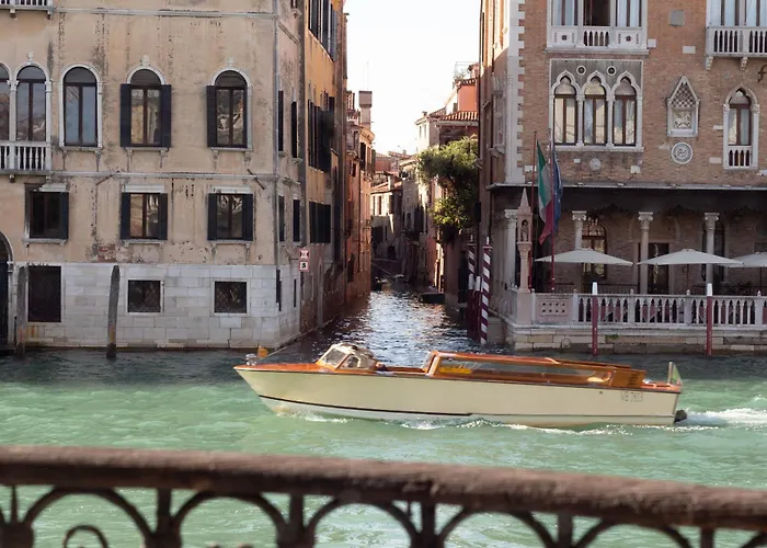 Granda Sweet Suites Venecia