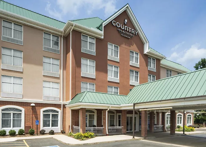 Comfort Inn & Suites Cuyahoga Falls - Akron