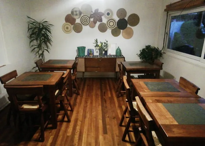 Hostal Petit Verdot Santa Cruz