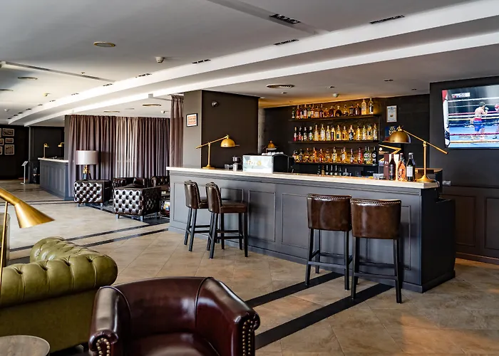 Panorama Hotel - Free Ev Charging Station Warna