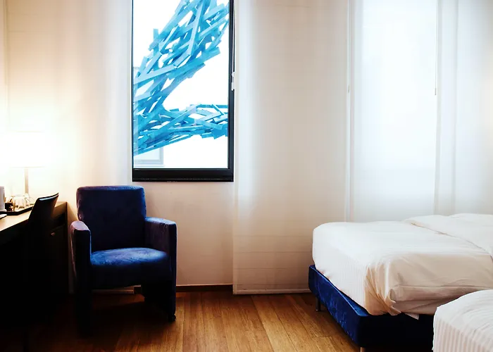 Hotel Aqua By Happyculture Saint-Gilles