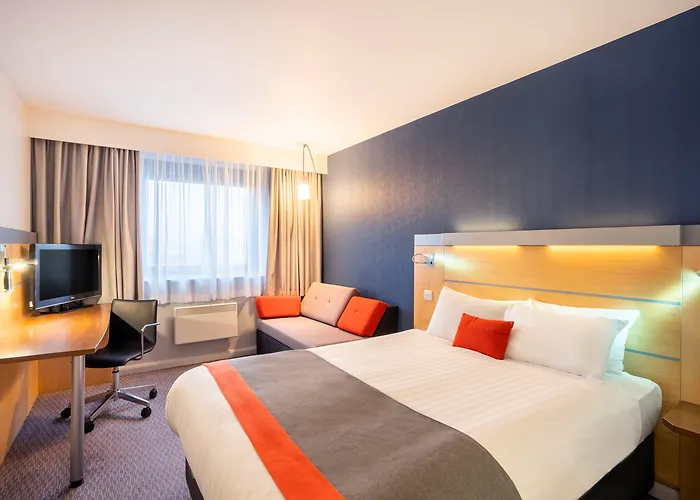 Holiday Inn Express Dundee By Ihg