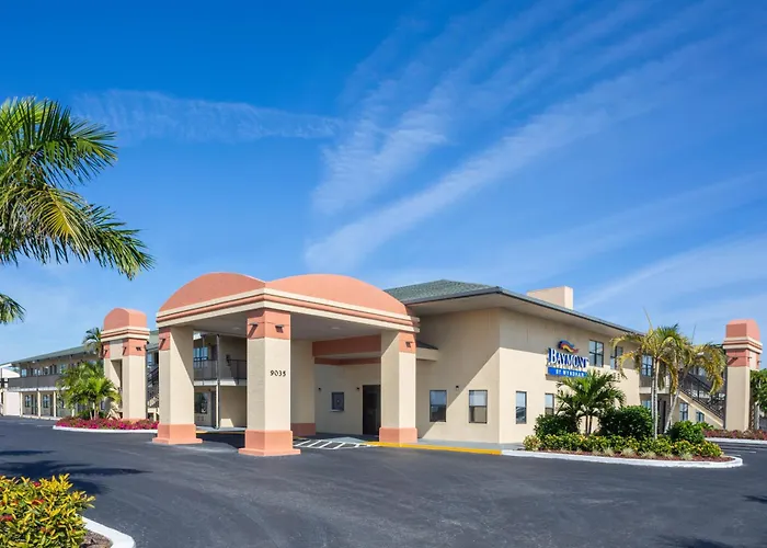 Baymont By Wyndham Punta Gorda/Port Charlotte Hotel