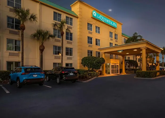 La Quinta By Wyndham Melbourne Viera Hotel