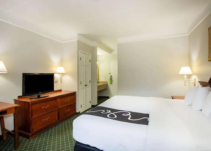 La Quinta By Wyndham Melbourne Viera Hotel