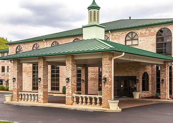 Quality Inn & Suites Cincinnati I-275 Springdale
